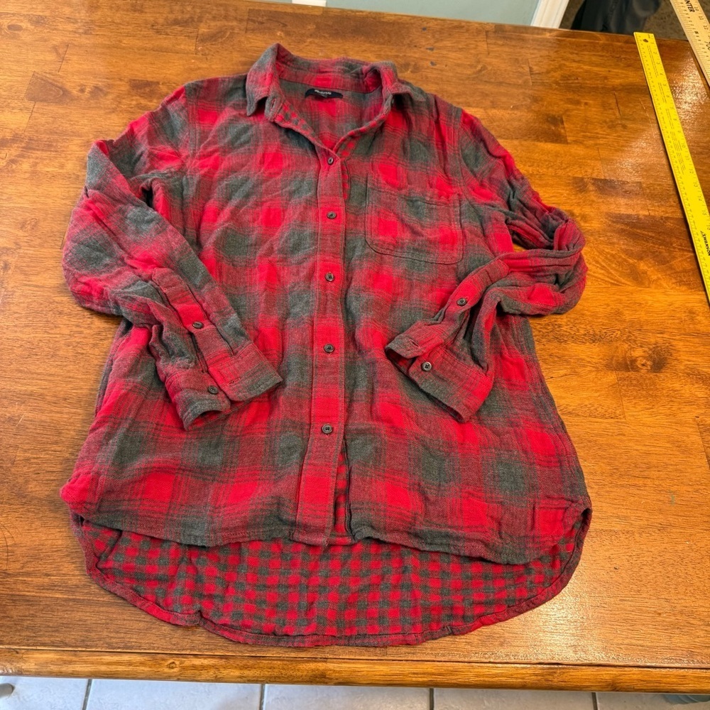 Women’s Madewell Red gray Plaid Shirt size medium